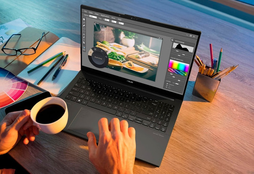 Notebook gamer VivoBook Pro 15 Q543M 15.6" color earl grey 24GB de Ram - 2TB SSD - Intel Core Ultra 9