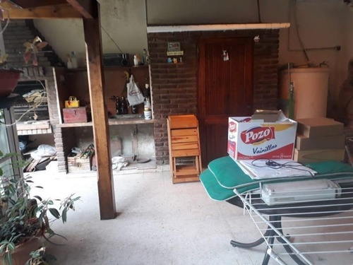 Casa 4 Ambientes En Venta