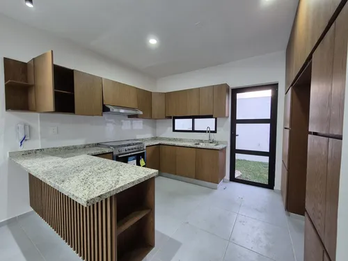 Boca Del Río, Casa En Venta Con Recamara En Planta Baja