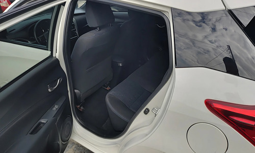 Toyota Yaris 1.3 16V FLEX XL PLUS TECH MULTIDRIVE