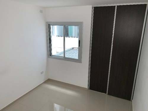 Imagen 6 de 9 de Venta Departamento Barrio General Paz 1 Dormitorio Pileta