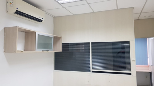 Imagem 2 de 15 de Excelente Sala Comercial No Centro!!! - 7826