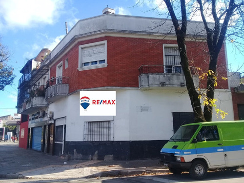 Venta Casa Y Dpto. A Reciclar C/galpón 