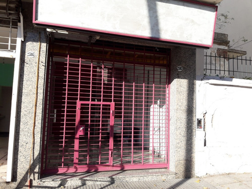 Imagen 1 de 11 de Local Comercial. Mariano Acha Y Monroe. Villa Urquiza