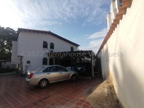 Milagros Inmuebles Casa Venta Barquisimeto Lara Zona Este Del Este Economica Residencial Economico  Rentahouse Codigo Referencia Inmobiliaria N° 23-9316