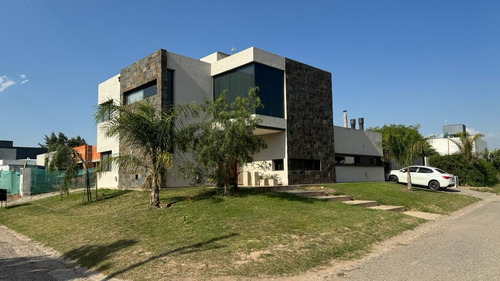 Casa En Venta La Morada Villa Allende