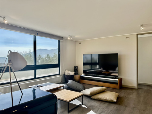 Casa En Venta De 4 Dorm. En Chamisero/ Chicureo