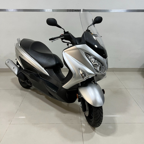 Imagen 2 de 17 de Suzuki Burgman 200 Abs 2019 Scooter 200 Usado