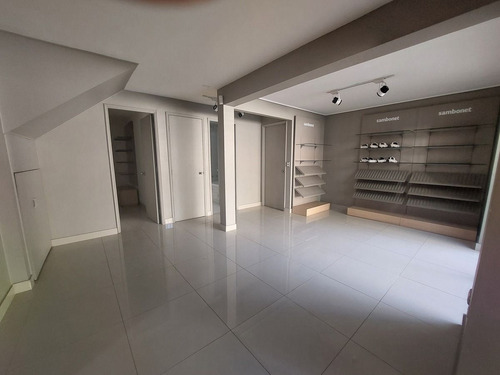 Casa Comercial En Lo Barnechea
