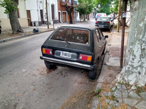 Daihatsu Charade Berlina 4 Puertas