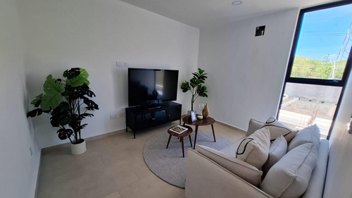 Casa En Venta Merida, Cholul Tipo Townhouse, 1ra Etapa, Diciembre 2025.