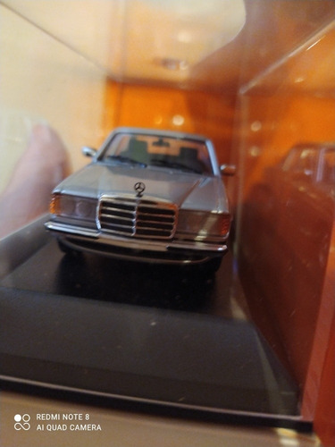 Mercedes W123 Maxichamps 1 43 Coleccion 11cm Auto A Escala