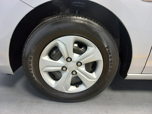 Chevrolet Onix plus 1.2