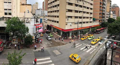 Imagen 7 de 27 de Departamento En Venta-colon Esq Sucre - 3 Dor - 2 Bños - Luminoso - Ubic. Privilegiada - 180 Mts