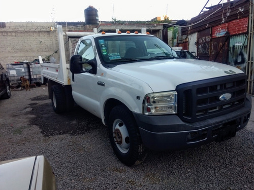 Imagen 3 de 13 de Ford F-350 Xl Suoer Duty
