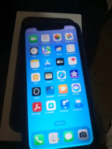 Apple iPhone 11 (128 Gb) - Negro (Usado)