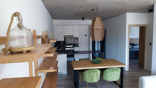 Departamento De Tres Ambientes En San Gerónimo