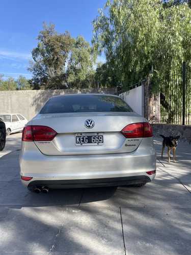 Volkswagen Vento 2.0 Advance I 110cv