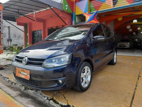 Imagem 1 de 8 de Volkswagen Fox 2014 1.6 Vht Rock In Rio Total Flex 5p