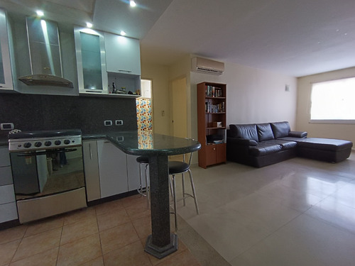 Apartamento En Venta En Valle Grande, Guatire. Tg