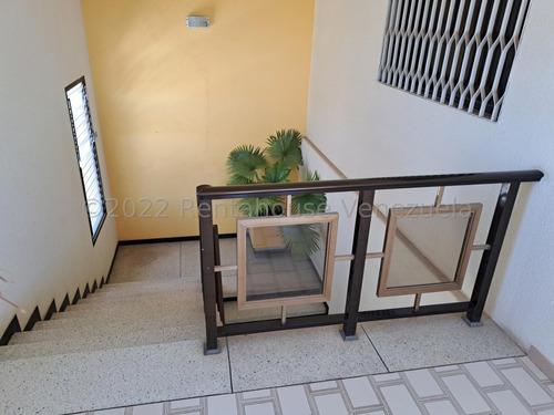 En Venta Espectaular Penthouse En El Centro De Coro