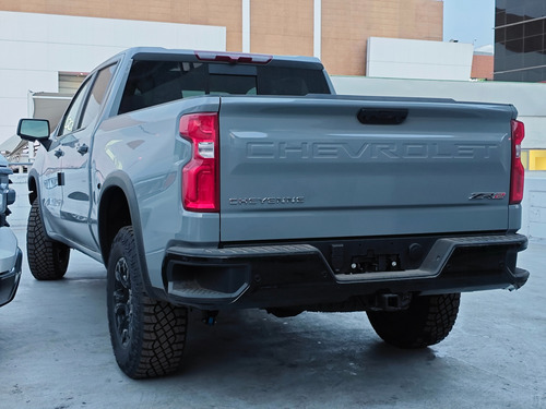 Chevrolet Cheyenne 6.2 Doble Cab Zr2 4X4 At