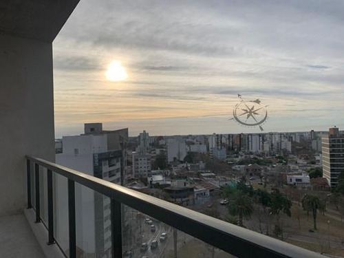Imagen 10 de 21 de Departamento - La Plata