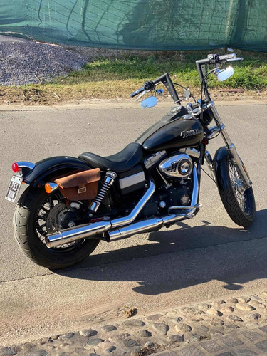 Harley Davidson Dyna Street Bob 2011
