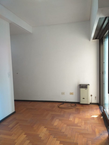 Imagen 6 de 10 de Departamento En Venta En Flores