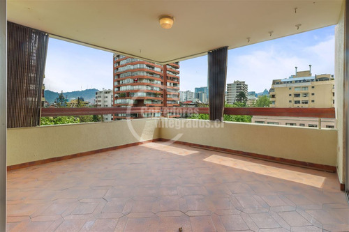 Departamento En Venta De 4 Dorm. En Providencia