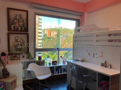Apartamento Alquiler Las Mesetas Santa Rosa De Lima #25-23598 Lb