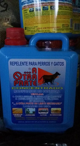 Imagen 4 de 5 de A Otra Parte Repelente Concentrado Perros Gatos 1 L Rinde 5