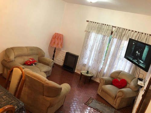 Duplex En Barrio Parque Los Acantidados