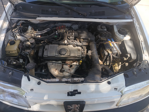 Peugeot Partner 1.4 Furgon Confort 5as NAFTA+ equipo de gas
