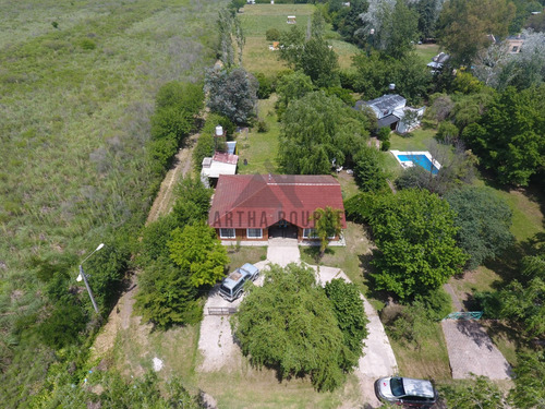 Casa Chalet En Venta En Comarca Del Sol, Exaltación De La Cruz, G.b.a. Zona Norte