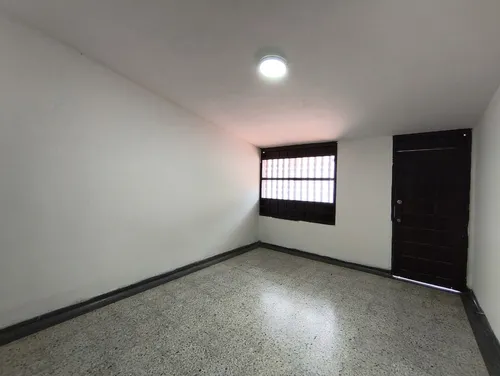 Casa En Arriendo En Lleras Restrepo. Cod A19837