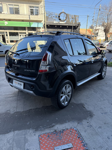 Renault Sandero Stepway 1.6 Privilege 105cv