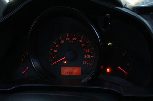 Imagem 7 de 15 de Honda Fit 1.5 Lx 16v 2015