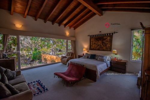 Hermosa Casa De Lujo En Venta En Puerta De Hierro Zona Andares.