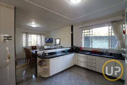 Imagem 7 de 15 de Casa Em Braúnas - Belo Horizonte, Mg - 9546