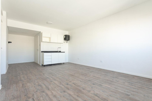 Imagen 15 de 25 de Venta - Departamento - Monserrat - Inversión - Renta - Apto Profesional -