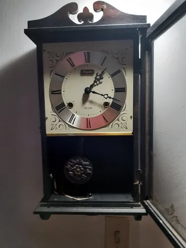 Reloj Antiguo Péndulo Rhythm (Usado)