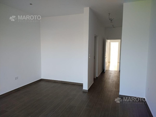 Imagen 14 de 29 de Casa En Venta En Barrio El Canton - Maroto Propiedades