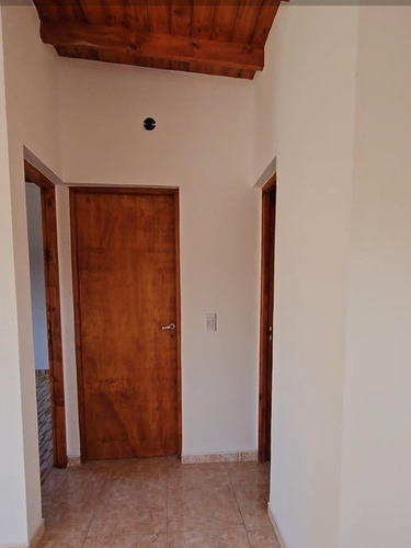 Casa En Venta - 2 Dormitorios 1 Baño - Cochera - 60mts2 - Mar Del Tuyú