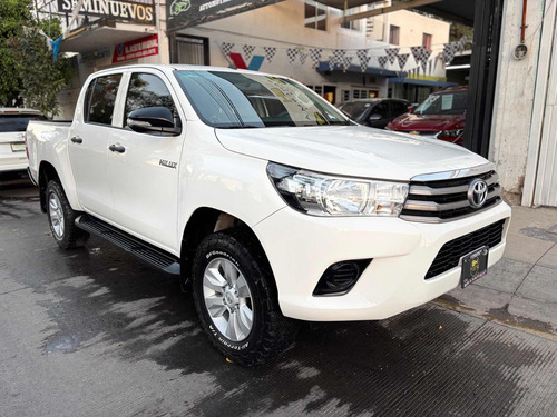 Toyota Hilux 2.7 Cabina Doble Sr Mt