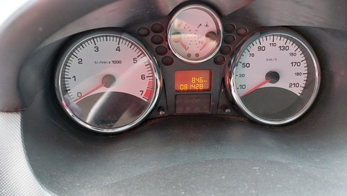 Imagem 11 de 13 de Peugeot 207 2012 1.4 Xr Flex 5p