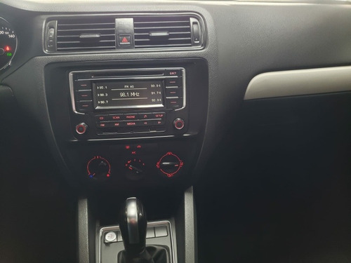 Imagen 10 de 11 de Volkswagen Jetta 2.0 Tiptronic At 2016