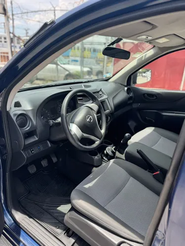 Nissan NP300 2.4 Doble Cabina Se Aa Pack Seg Mt