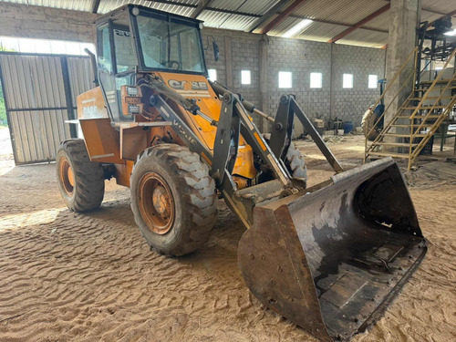Pa Carregadeira Case W20