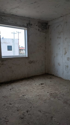 Imagen 3 de 9 de Town House En Venta - Conj. Resd. Alexa Fh